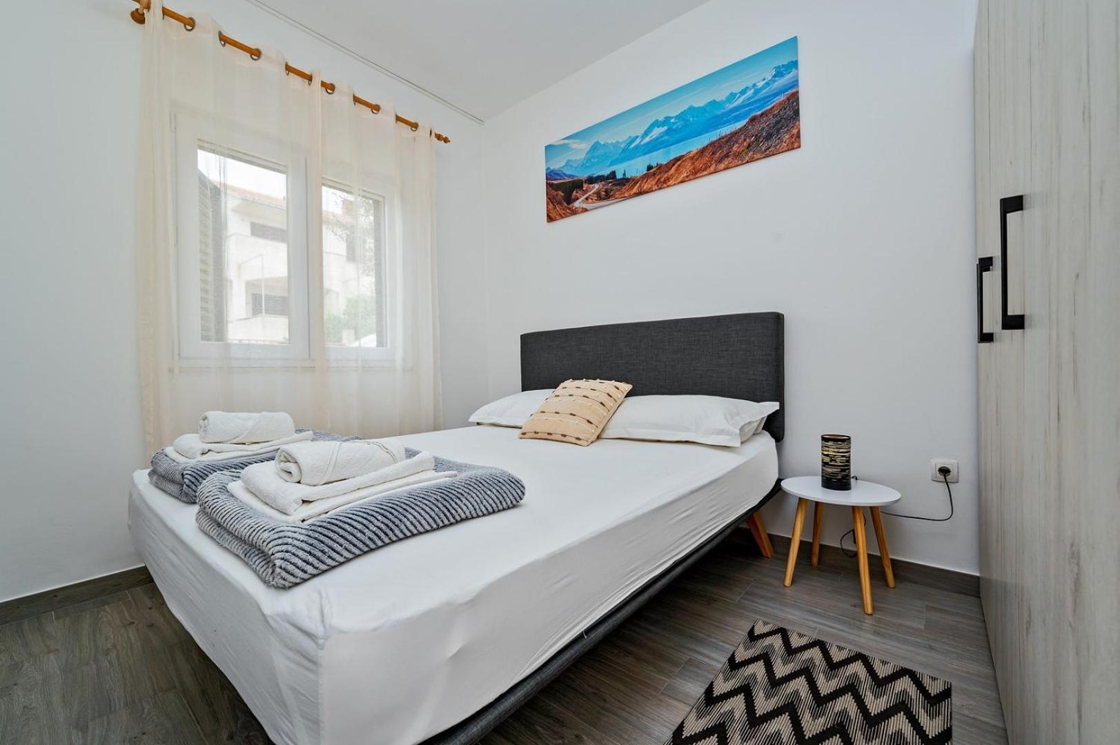 Sea Flower Beachfront Villa Севид Екстериор снимка