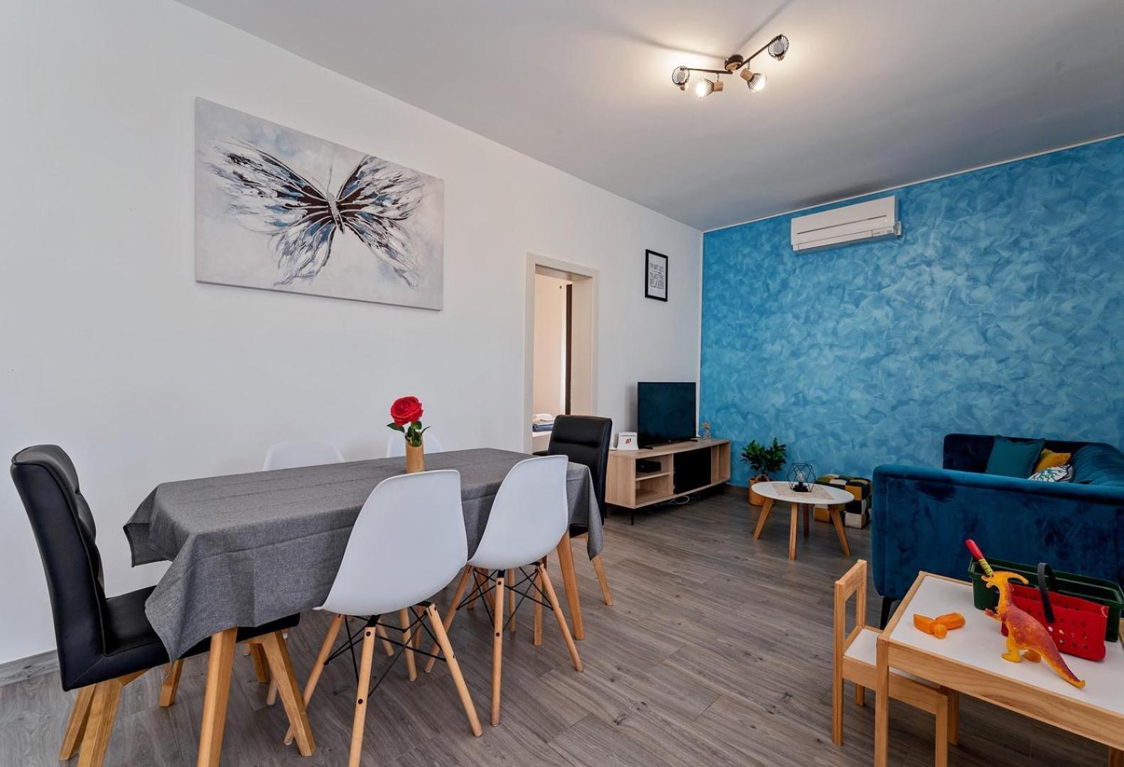 Sea Flower Beachfront Villa Севид Екстериор снимка